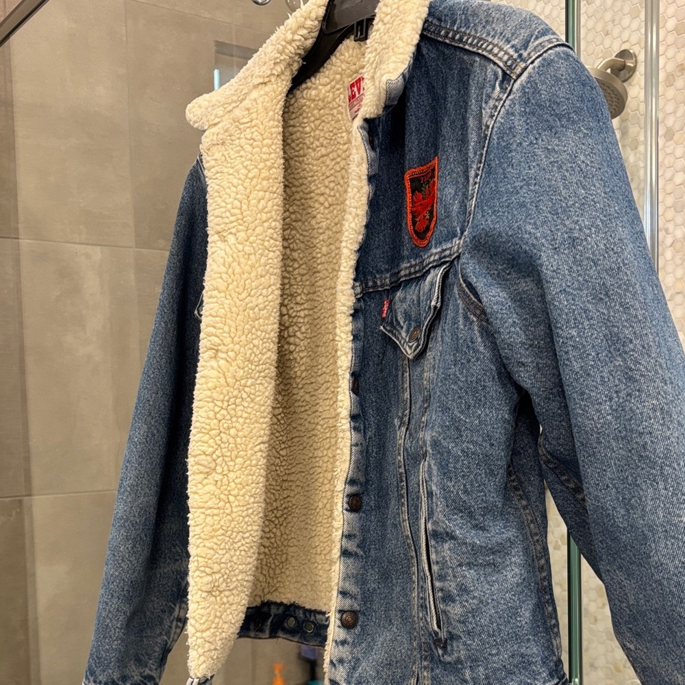 Vintage 80s Levi’s San Francisco Sherpa Lined Denim Trucker Jacket 40L - Picture 12 of 16